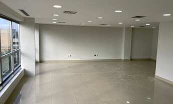 Imagem 2: Ponto comercial/Loja/Box para aluguel e venda tem 108 metros quadrados