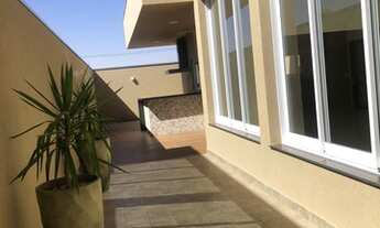 Imagem 3: Casa de condomínio para venda possui 205 metros quadrados com 3 quartos