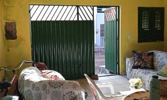 Imagem 4: Casa para venda possui 42 metros quadrados com 1 quarto em Novo Cohatrac - São José de Rib