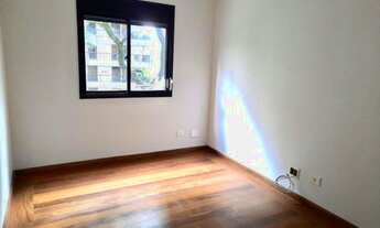 Imagem 4: Apto em bairro delicioso, arborizado, otimas opções de restaurantes, mercados, tudo ao seu