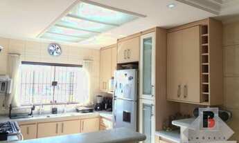 Imagem: MARAVILHOSA CASA ASSOBRADA