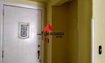 Imagem 2: Copacabana - 2 Quartos no Coração do Quarteirão Art-Déco com vaga na escritura