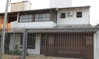 Imagem 2: Casa em Ipanema Casa com 3 dormitórios