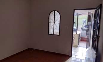 Imagem 5: Casa para aluguel tem 30 metros quadrados com 1 quarto em Chácara Inglesa - São Paulo - SP