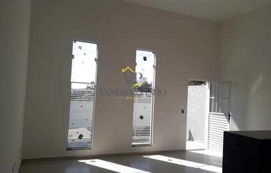 Imagem 6: Casa para Venda em Atibaia, Planalto Tanque, 2 dormitórios, 1 suíte, 2 banheiros, 1 vaga