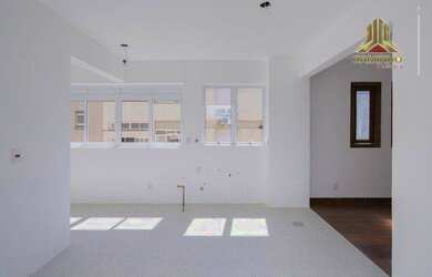 Imagem 6: Vendo cobertura na Germano Petersen Júnior em Porto Alegre