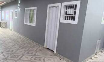 Imagem 4: Casa para venda possui 90 metros quadrados com 2 quartos em Caiçara - Praia Grande - SP