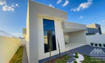 Imagem 2: Linda Casa Térrea Localizada no Residencial Ravena com piscina em Senador Canedo!!