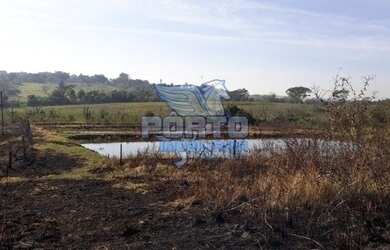 Imagem 5: Área próxima do Águas Virtuosas com lagoa e cinco tanques