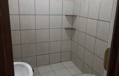 Imagem 5: Aluga-se uma casa no fundo