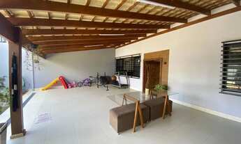 Imagem 5: Casa para venda com 240 metros quadrados com 3 quartos em Jardim Brasília - Uberlândia - M