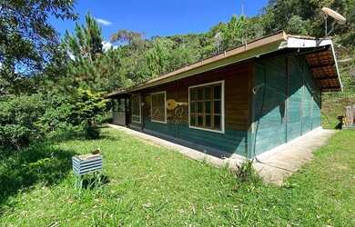 Imagem 4: Casa para Venda em Teresópolis, Albuquerque, 3 dormitórios, 1 suíte, 2 banheiros, 3 vagas