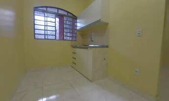 Imagem 4: Alugo 3 cômodos QNN 02 - sala - cozinha - 1 quarto - Av Helio Prates