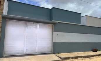 Imagem: Casa em condomínio na AV. General Artur