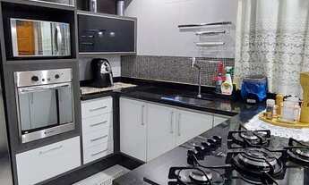 Imagem: Vendo casa toda decorada, com piso de porcelanato