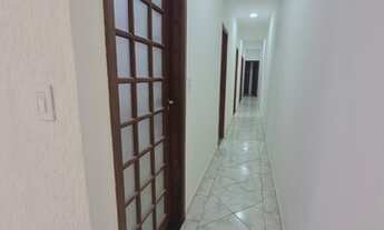 Imagem 5: Casa para venda possui 112 metros quadrados com 4 quartos em Embaré - Santos - São Paulo