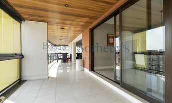 Imagem 7: Apartamento reformado em rua tranquila