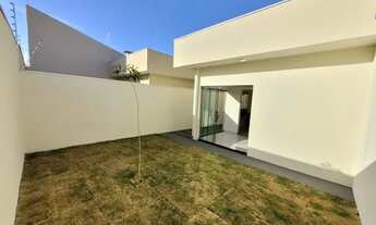 Imagem 2: Casa térrea para venda com 102 metros quadrados com 3 quartos em Universitário - Campo Gra