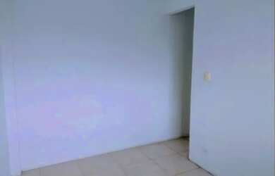 Imagem 4: Á 5 minutos do Metrô de Inhaúma! Excelente apartamento vazio, claro e arejado composto de