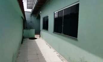 Imagem 2: /Casa no CJ Shangrila com 3 Qrts sendo 2 suítes e piscina - Parque Dez