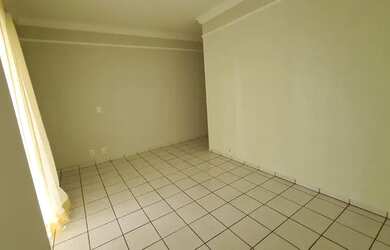 Imagem 2: Apartamento para venda com 70 metros quadrados com 3 quartos em Jardim Patrícia - Uberlând