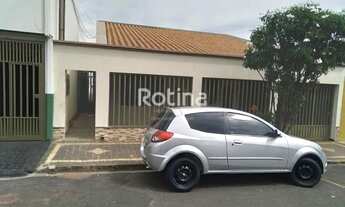 Imagem: Casa para alugar, 2 quartos, 1 suíte, Bom