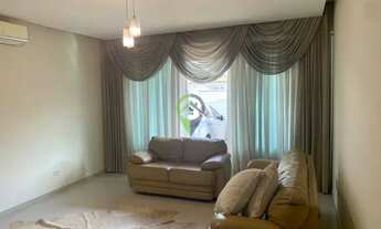 Imagem: Casa Isolada Triplex / 342 m2 / Embaré