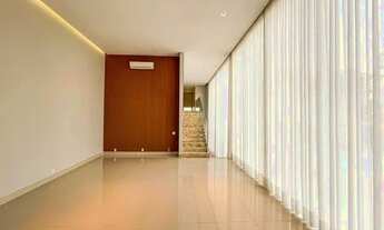 Imagem 7: Casa de condomínio sobrado para venda possui 435 metros quadrados com 4 quartos