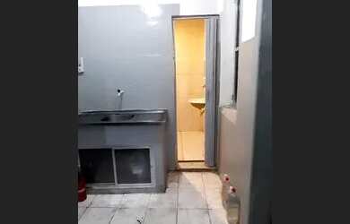 Imagem 3: Centro- Apartamento Conjugado, Quarto, Cozinha,banheiro<br>e área R$ 450,00