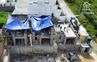 Imagem 2: Novo Aleixo Casa em Via Pública/ Dúplex 2 suítes e 1 semi suíte/ Em Construção