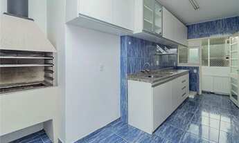 Imagem 7: Localizado em uma região privilegiada de Porto Alegre, este apartamento de 2 dormitórios o