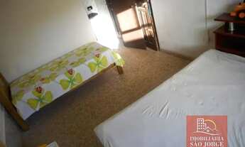 Imagem 6: 2 casas no pátio, 250 nts do mar próximo D tudo