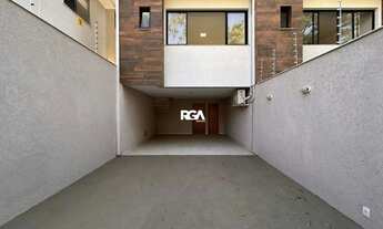 Imagem: Casa com 3 Quartos À Venda, 190m², Itapoã