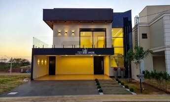 Imagem: Sobrado com armarios tendo 4 quartos sendo