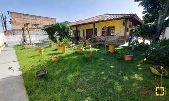 Imagem 2: Casa 4 dormitórios Financiável na Barra da Lagoa