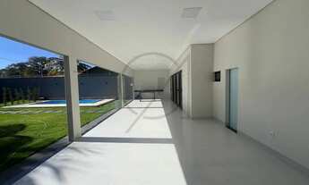 Imagem 4: VENDE-SE CASA COM TRÊS QUARTOS E PISCINA NA 1203 SUL