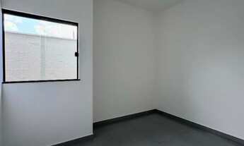 Imagem 4: Excelente casa 3/4 sendo 1 suíte com fácil acesso à Av. Ayrton Senna