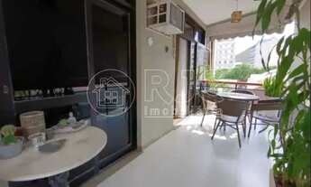 Imagem 2: Rua Andrade Neves, apartamento amplo (179m2) 4 quartos, 1 suíte, 3 vagas