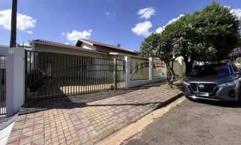 Imagem: Casa com 4 quartos para alugar no Jardim