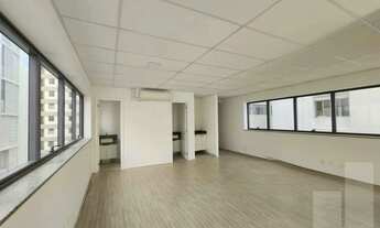 Imagem 5: Conjunto Comercial Moderno Próximo ao Metrô Paraíso