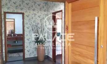 Imagem 3: Casa condomínio ondas grandes