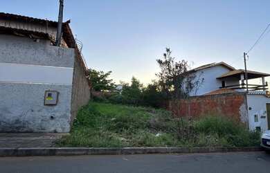Imagem 2: Terreno - Bairo Santa Lúcia MONTES CLAROS