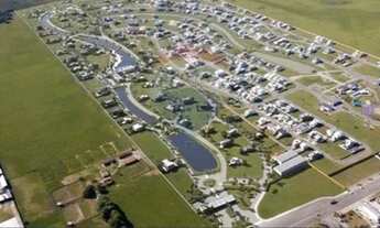 Imagem 7: Terreno de frente o lago,Ótima localização