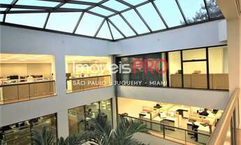 Imagem 2: Monousuario com 2 entradas distintas, 3 pavimentos, 69 vagas, elevador, ar condicionado