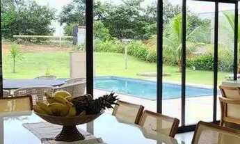 Imagem: CASA TÉRREA - 4 SUÍTES - 232m² - COND