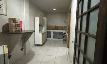 Imagem 2: Casa Triplex no Centro de Nova Iguaçu