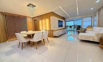 Imagem 2: Apartamento para venda possui 200 metros quadrados com 4 quartos em Icaraí - Niterói - RJ