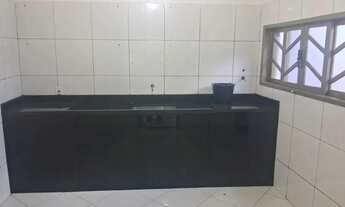 Imagem 4: Imóvel para aluguel possui 35 metros quadrados com 1 quarto em Centro - Macaé - RJ