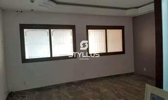 Imagem 3: Casa Linear com 4 Quartos, Suítes e Amplo Quintal em Ótima Localização! M33W