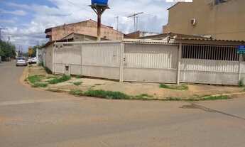 Imagem 7: QR 122 Ótimo Lt 193 m³ com 3 Casas Frente Estação Metrô Escriturada em Samambaia Sul - DF